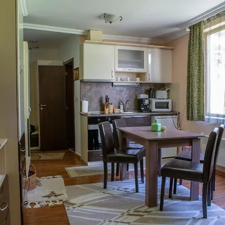 In Complex Grand Manastira شقة *