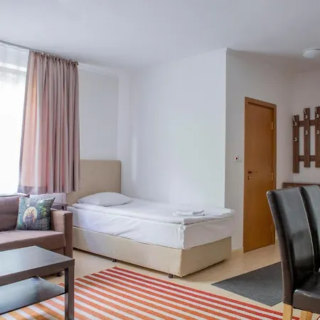 Апартамент In Complex Grand Manastira